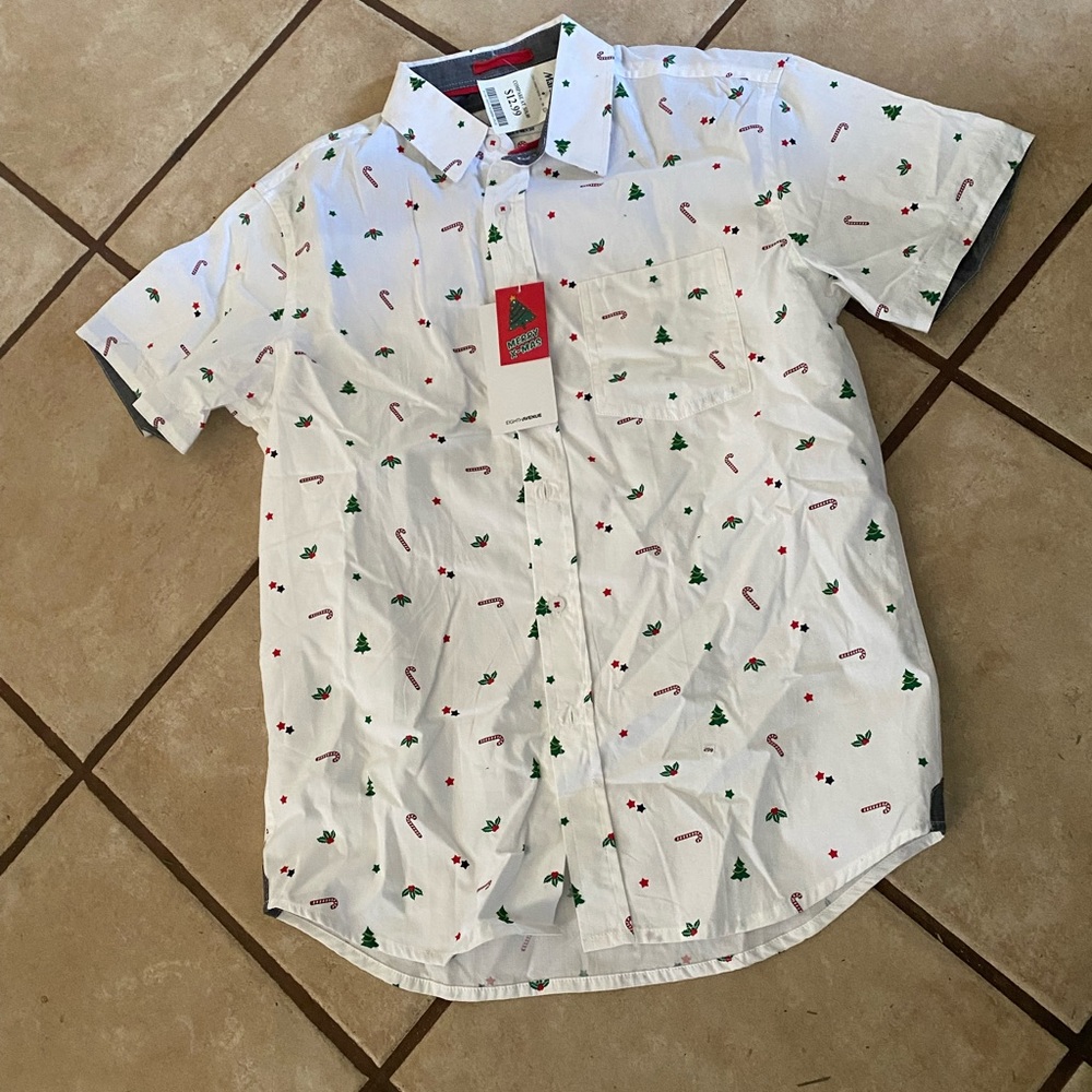 (A180)Mens Christmas Print Button Front SS Shirt Size S Slim Fit Néw With Tags